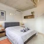 Semesterbostad Charming And Modern 1br House In Historic By 360 Estates *