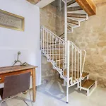 Semesterbostad Charming And Modern 1br House In Historic By 360 Estates Żebbuġ