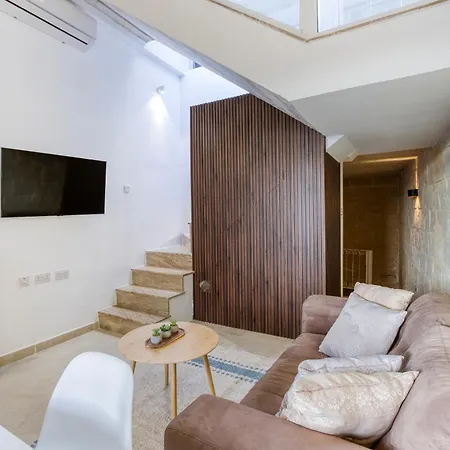 Charming And Modern 1br House In Historic By 360 Estates Zebbug (Western Region)