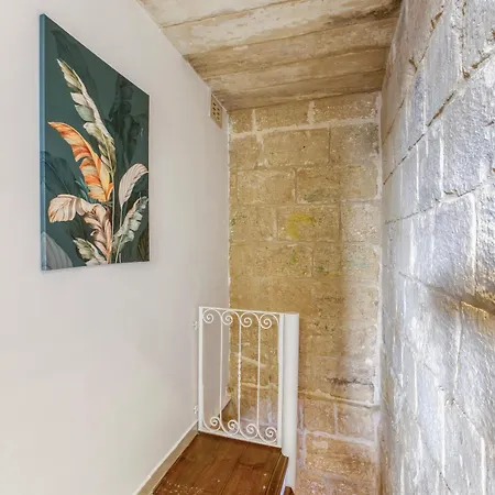 Charming And Modern 1br House In Historic By 360 Estates * Żebbuġ