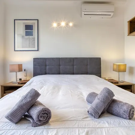 Charming And Modern 1br House In Historic By 360 Estates Zebbug (Western Region)