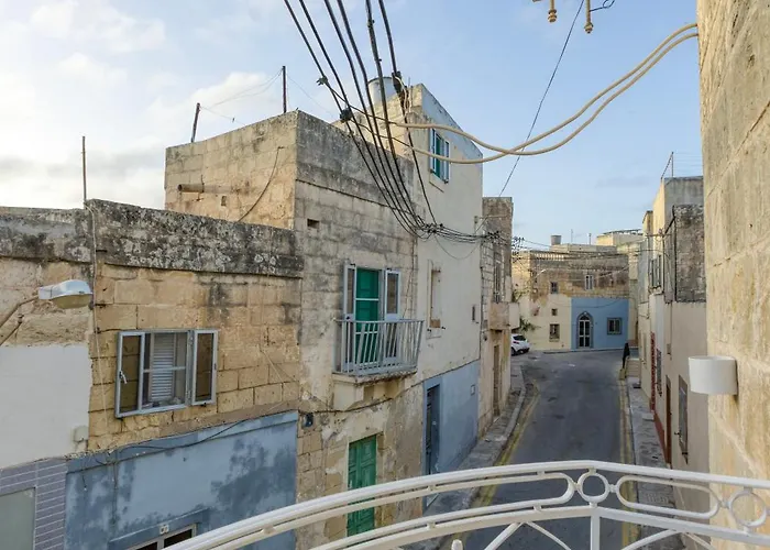 Charming And Modern 1br House In Historic By 360 Estates